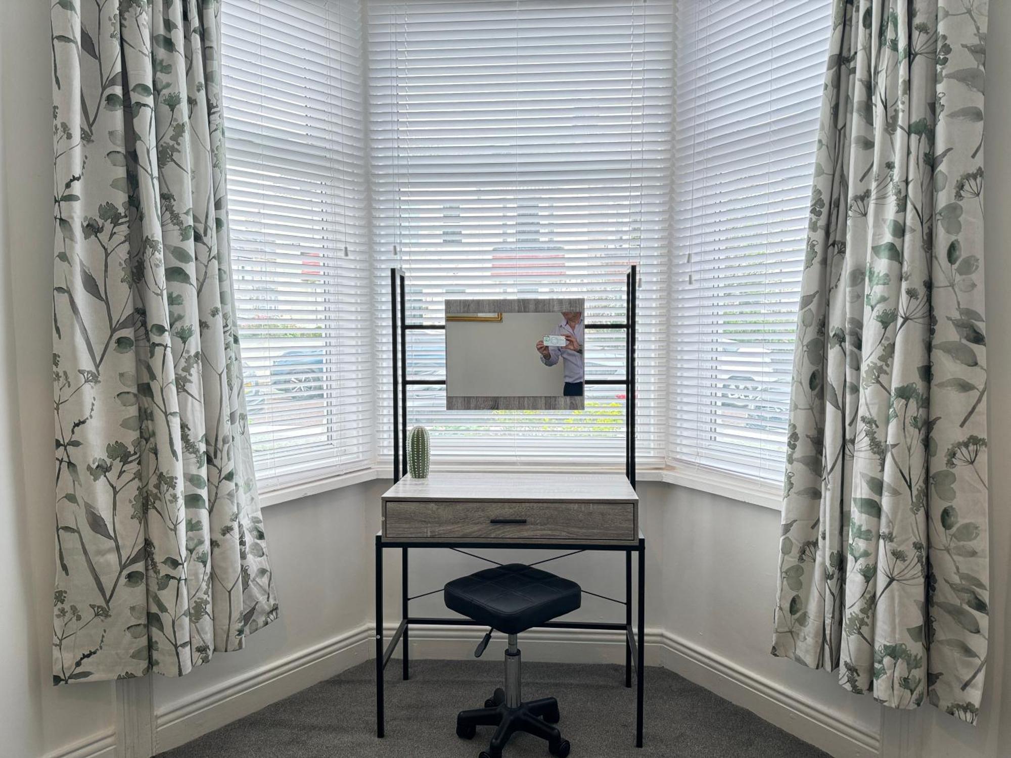 Rockcliffe Retreat, Stylish Coastal Apartment Whitley Bay Ngoại thất bức ảnh